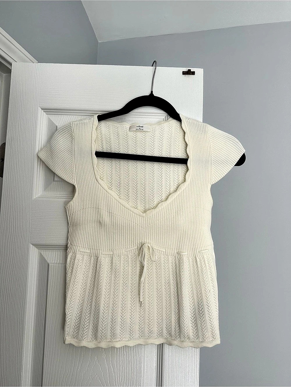 Aritzia Wilfred Soloist Short Sleeve Knit Sweater in White Size Medium